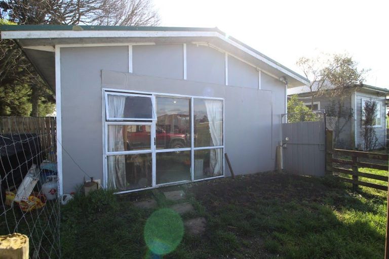 Photo of property in 141 Valley Road, Woodville, 4998