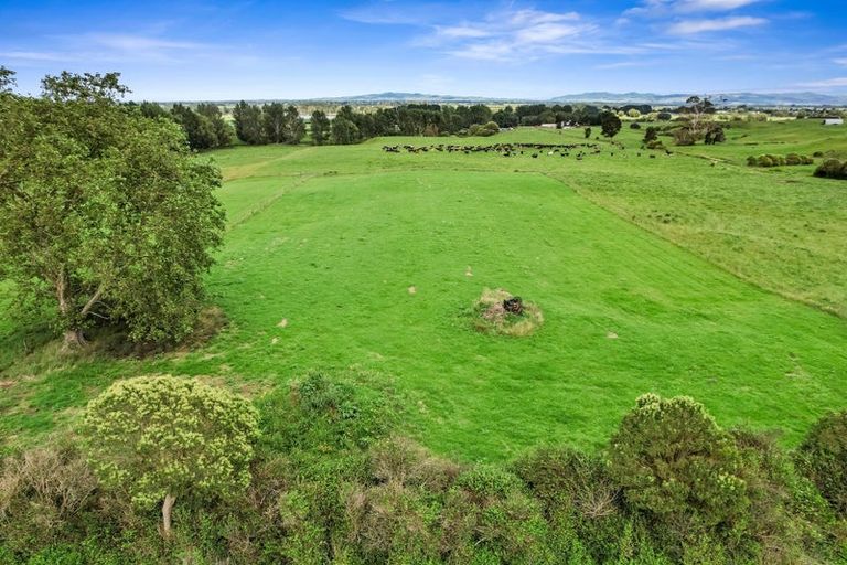 Photo of property in 115 Rawhiti Road, Pukerua Bay, 5026