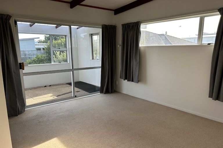 Photo of property in 1252 Papamoa Beach Road, Papamoa Beach, Papamoa, 3118