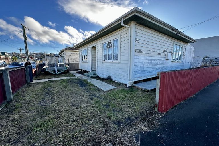 Photo of property in 55 Reid Road, South Dunedin, Dunedin, 9012