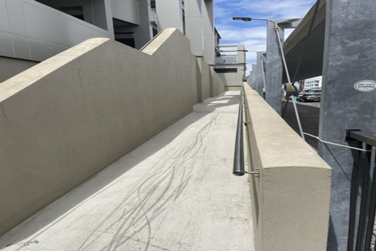 Photo of property in Paramount Apartments, 33/281 Maunganui Road, Mount Maunganui, 3116