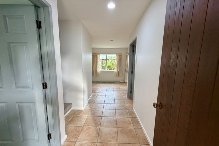 Photo of property in 2/30 Princes Street, Northcote Point, Auckland, 0627