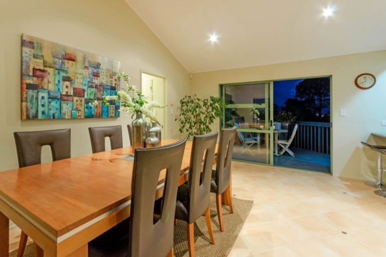 Photo of property in 15 Brookdale Road, Paremoremo, Albany, 0793