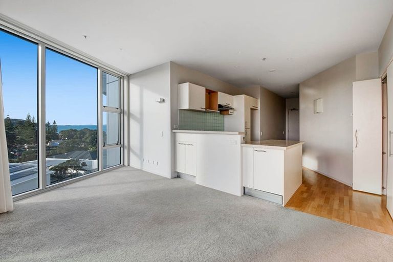 Photo of property in 609/11 Tamariki Avenue, Kelston, Auckland, 0602