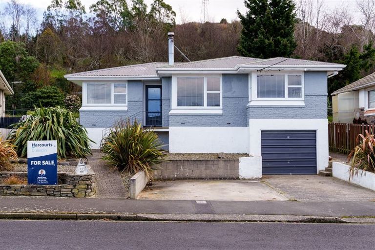 Photo of property in 27 Stephen Street, Halfway Bush, Dunedin, 9010