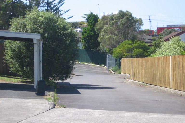 Photo of property in 3/31 James Street, Glenfield, Auckland, 0629