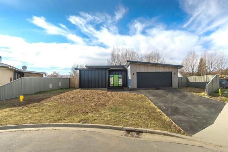 Photo of property in 33 Plunket Street, Omakau, 9376