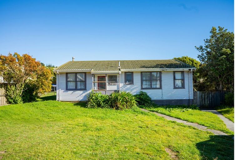 Photo of property in 31 Matatiro Street, Titahi Bay, Porirua, 5022