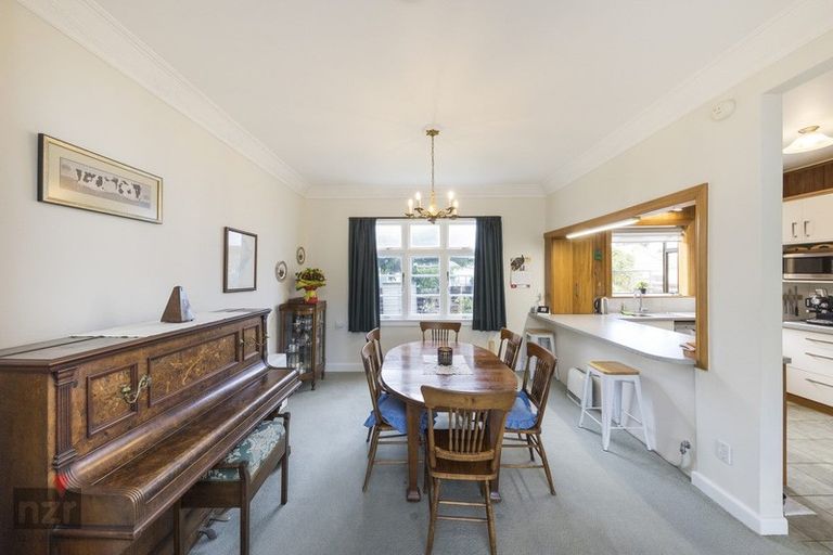 Photo of property in 36 Chelwood Street, Takaro, Palmerston North, 4412