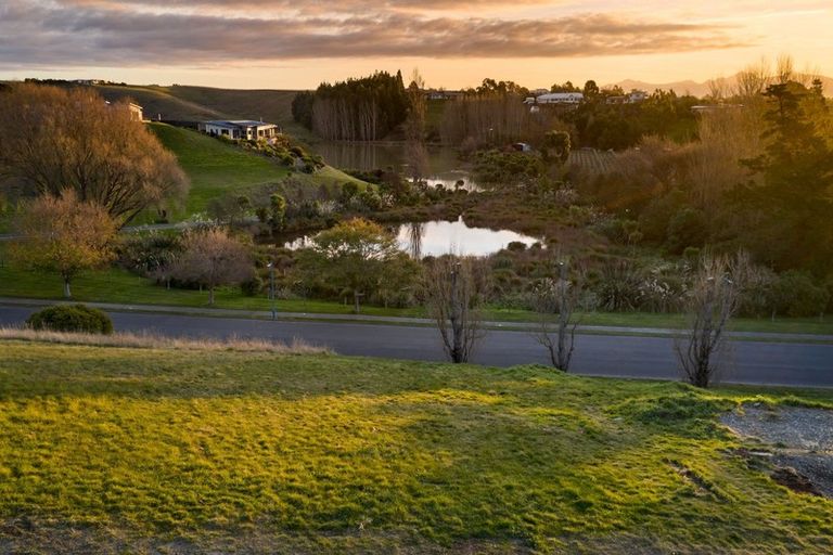 Photo of property in 31 Golf View Close, Fairhall, 7272