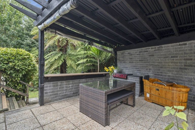 Photo of property in 10 Utuhina Road, Springfield, Rotorua, 3015