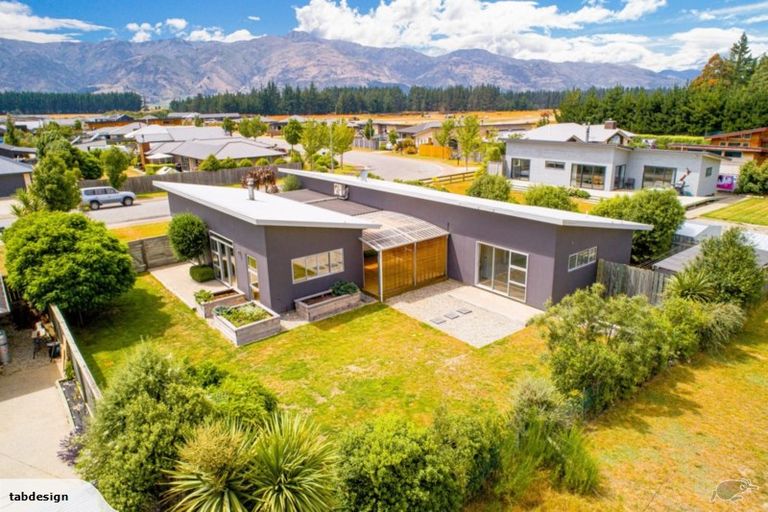 Photo of property in 26 Little Maude Drive, Lake Hawea, Wanaka, 9382