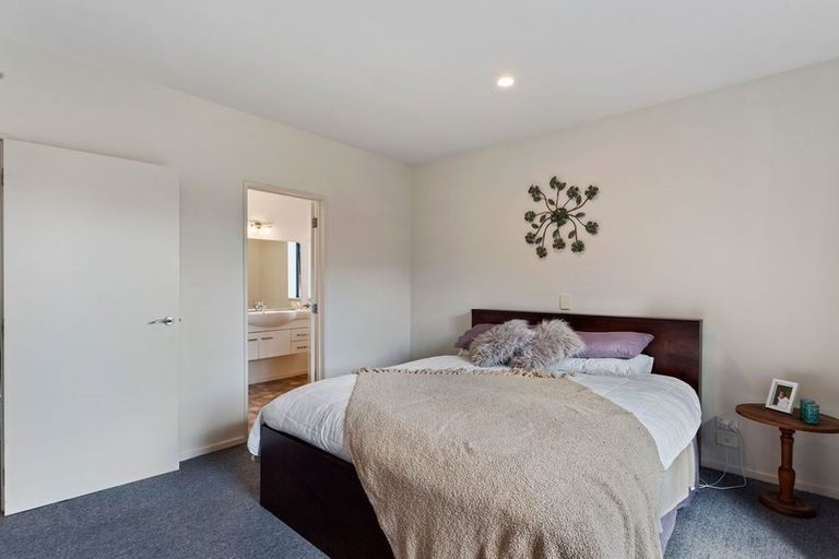 Photo of property in 5 Pearson Lane, Rangiora, 7400