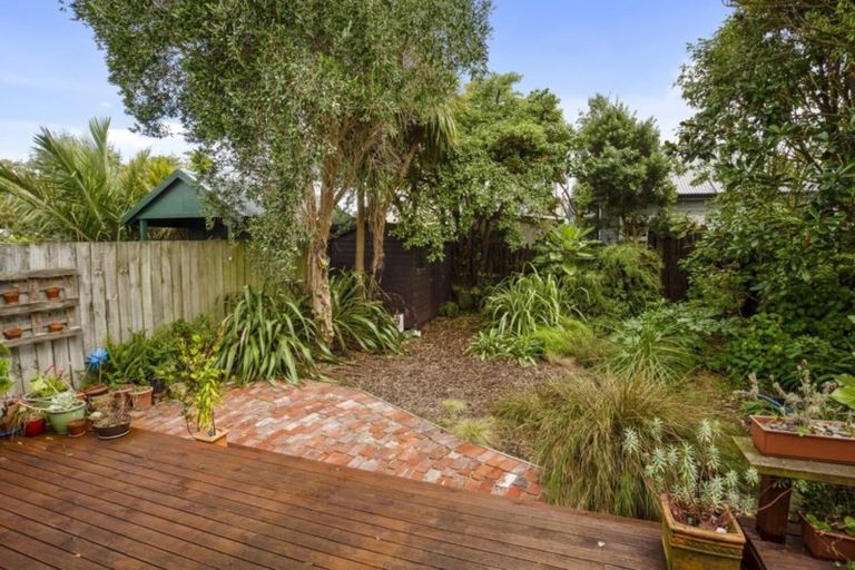 Photo of property in 47 Beach Street, Petone, Lower Hutt, 5012