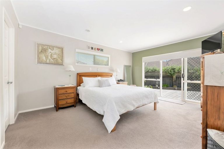 Photo of property in 11 Ballycullanie Place, Dannemora, Auckland, 2016