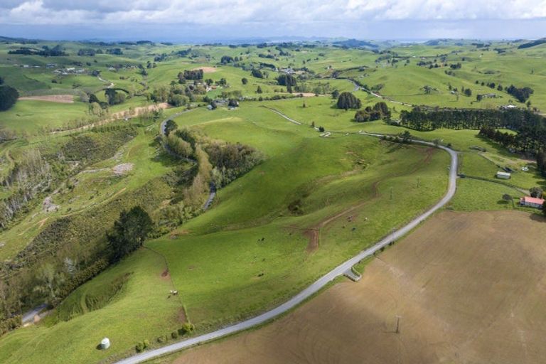 Photo of property in 697 Maungatawhiri Road, Raglan, 3295