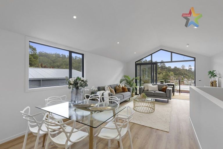 Photo of property in 15/33 Raukawa Street, Stokes Valley, Lower Hutt, 5019