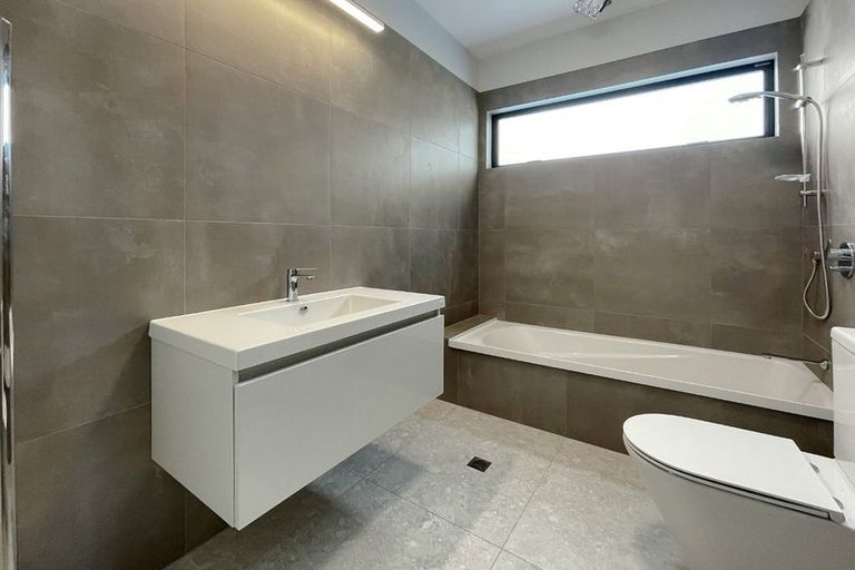 Photo of property in 4/149 Onepu Road, Lyall Bay, Wellington, 6022