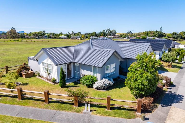 Photo of property in 1 Kermadec Crescent, Waipu, 0510