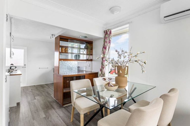 Photo of property in 1/6 Akehurst Avenue, New Lynn, Auckland, 0600