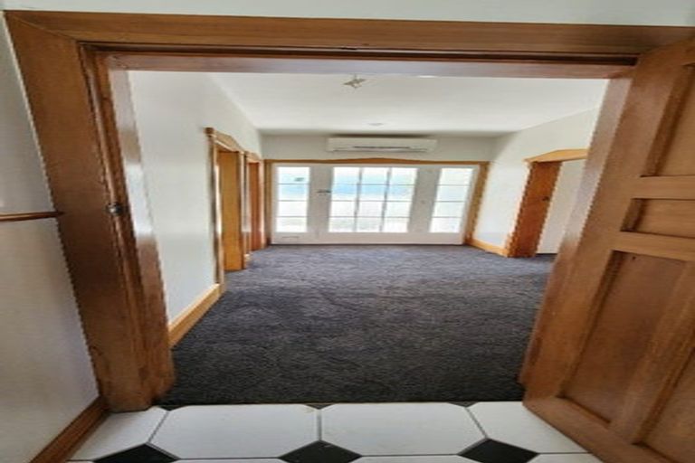 Photo of property in 223 Eastern Terrace, Beckenham, Christchurch, 8023