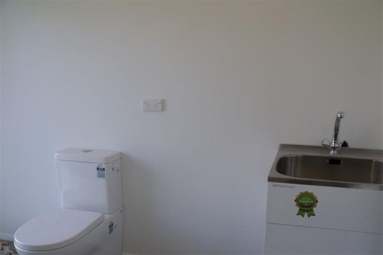 Photo of property in 302 Charles Street, Saint Leonards, Hastings, 4120