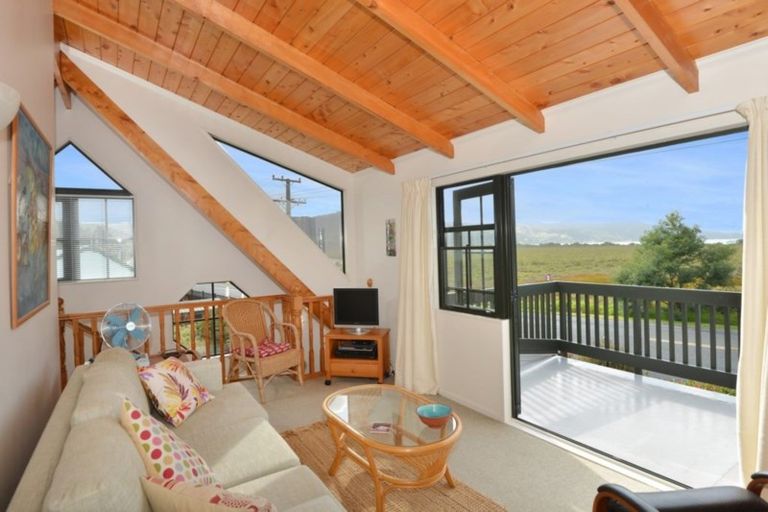 Photo of property in 2 Sunrise Court, Onerahi, Whangarei, 0110