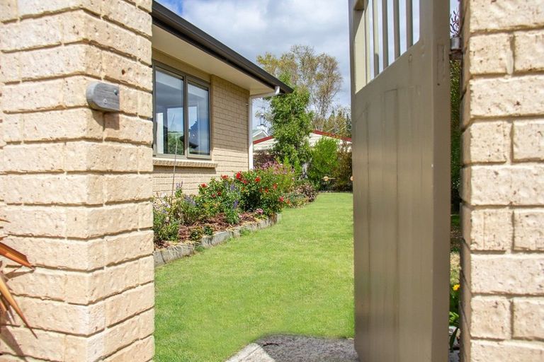 Photo of property in 5 Austin Reid Avenue, Carterton, 5713