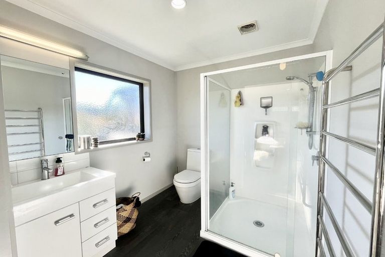 Photo of property in 3 Diamond Grove, Brown Owl, Upper Hutt, 5018