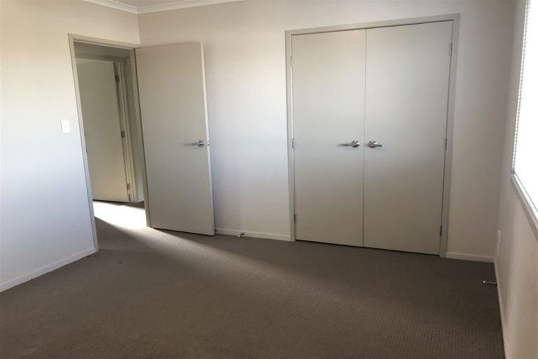 Photo of property in St Claire Village, 206/172 Mcleod Road, Te Atatu South, Auckland, 0610