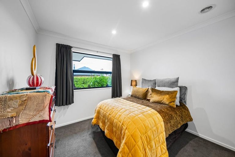 Photo of property in 12 Rossington Drive, West Melton, 7618