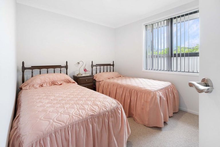 Photo of property in 1/61 Colombo Street, Cashmere, Christchurch, 8022