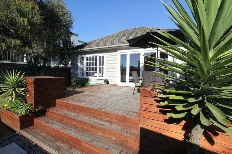 Photo of property in 11 George Street, Riccarton, Christchurch, 8041