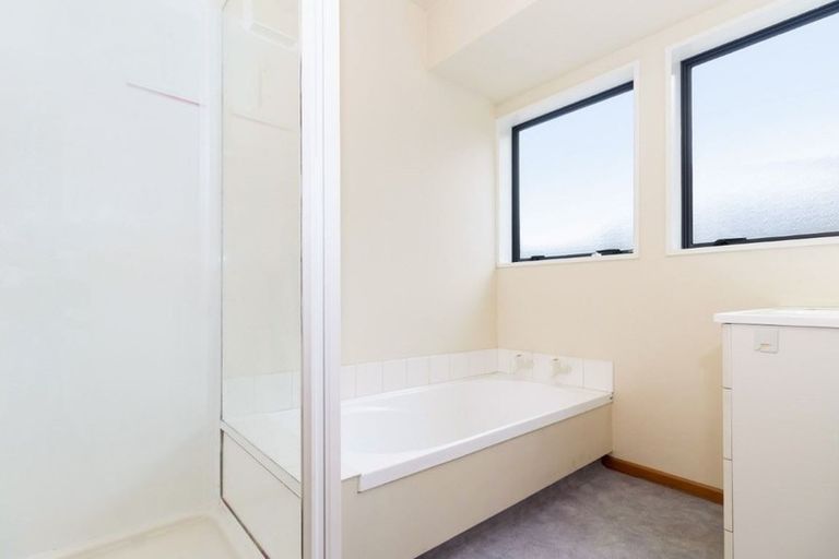 Photo of property in 1/27 Cardigan Bay Place, Addington, Christchurch, 8024