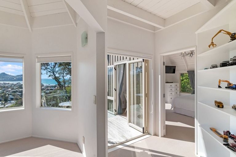 Photo of property in 51 Mount Avenue, Pauanui, Hikuai, 3579