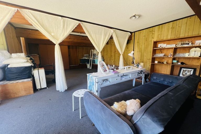 Photo of property in 66 Salamanca Road, Sunnynook, Auckland, 0620