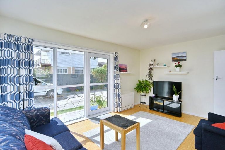 Photo of property in 4/9 Division Street, Riccarton, Christchurch, 8041