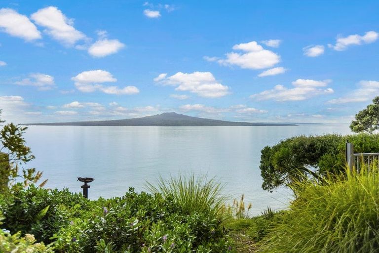 Photo of property in 52 Seacliffe Avenue, Belmont, Auckland, 0622