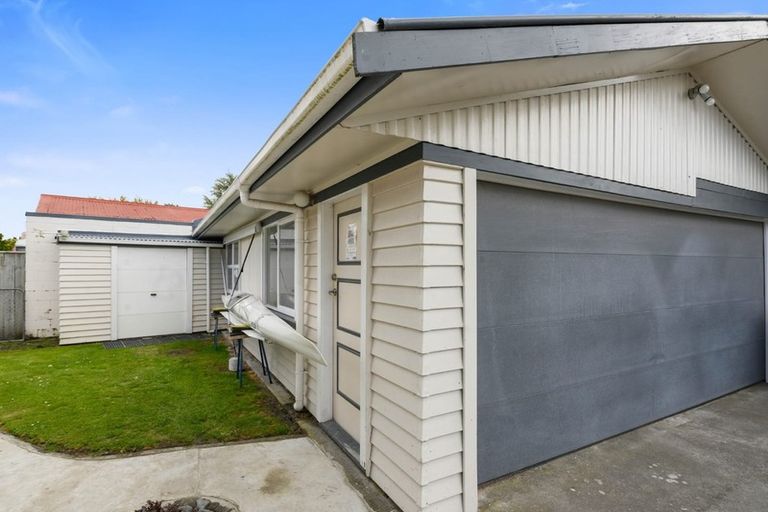 Photo of property in 33 Alison Street, Mangakakahi, Rotorua, 3015