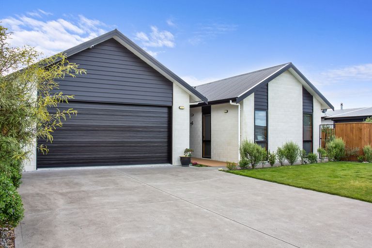 Photo of property in 17 Plains Avenue, Masterton, 5810