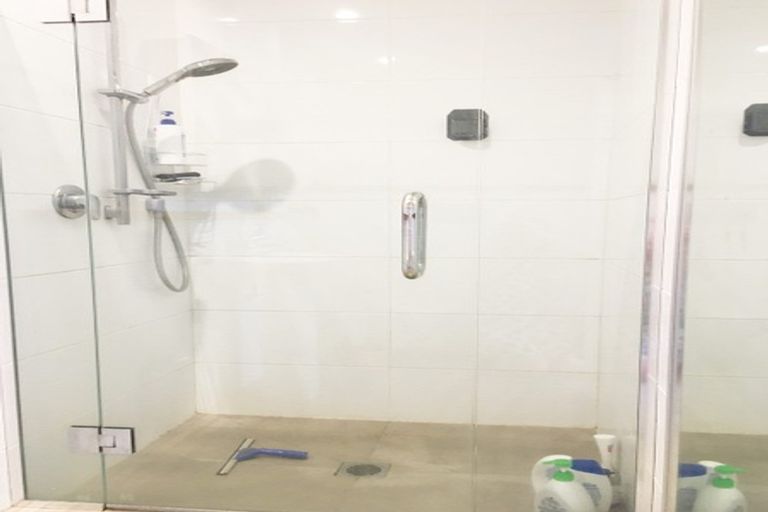 Photo of property in 1b/6 Kingdon Street, Newmarket, Auckland, 1023