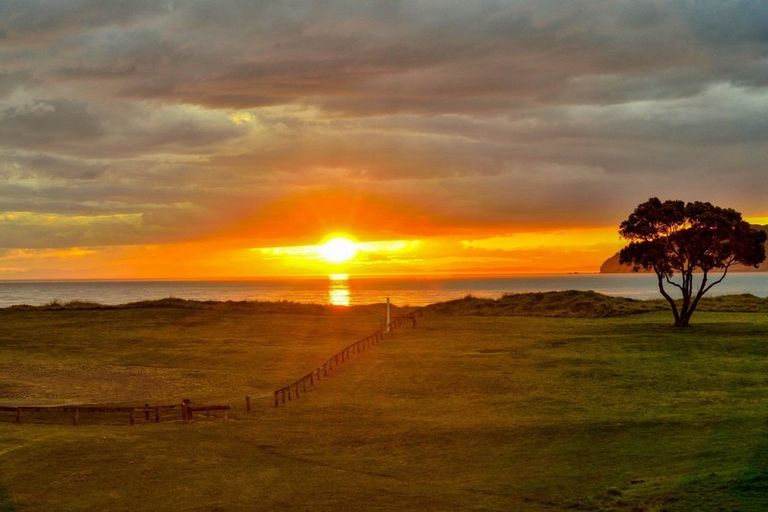 Photo of property in 9 Bill Nolan Place, Mahia, 4198