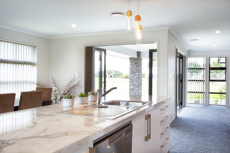 Photo of property in 4 Times Avenue, Papamoa, 3118