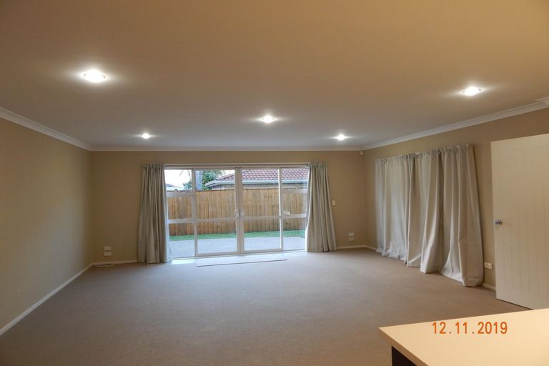Photo of property in 33 Janway Avenue, Flat Bush, Auckland, 2016