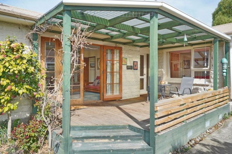 Photo of property in 10 Seadown Crescent, Amberley, 7410