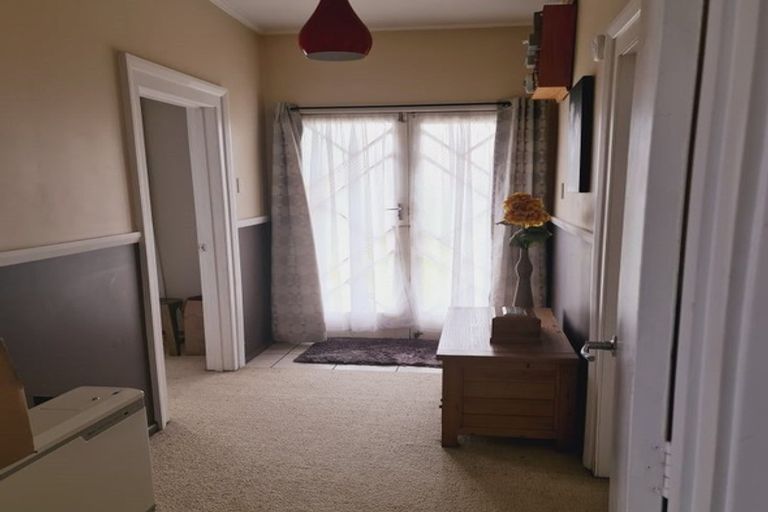 Photo of property in 136 Russell Street, Westport, 7825