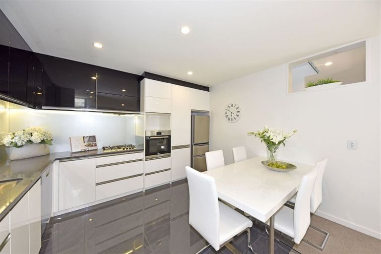 Photo of property in 14a Exeter Street, Merivale, Christchurch, 8014