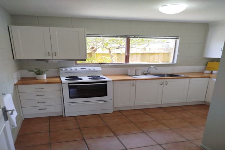 Photo of property in 3/772 Beach Road, Browns Bay, Auckland, 0630