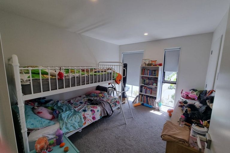 Photo of property in 53 Morihana Close, Glen Eden, Auckland, 0602