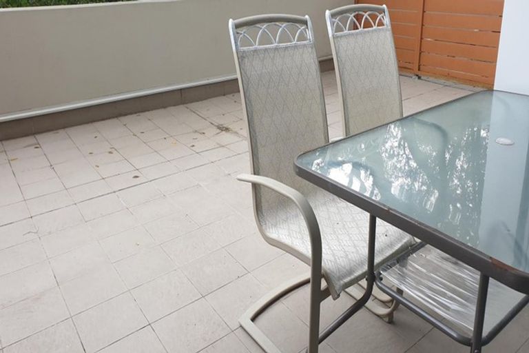 Photo of property in Shoal Haven Apartments, 109a/130 Anzac Street, Takapuna, Auckland, 0622